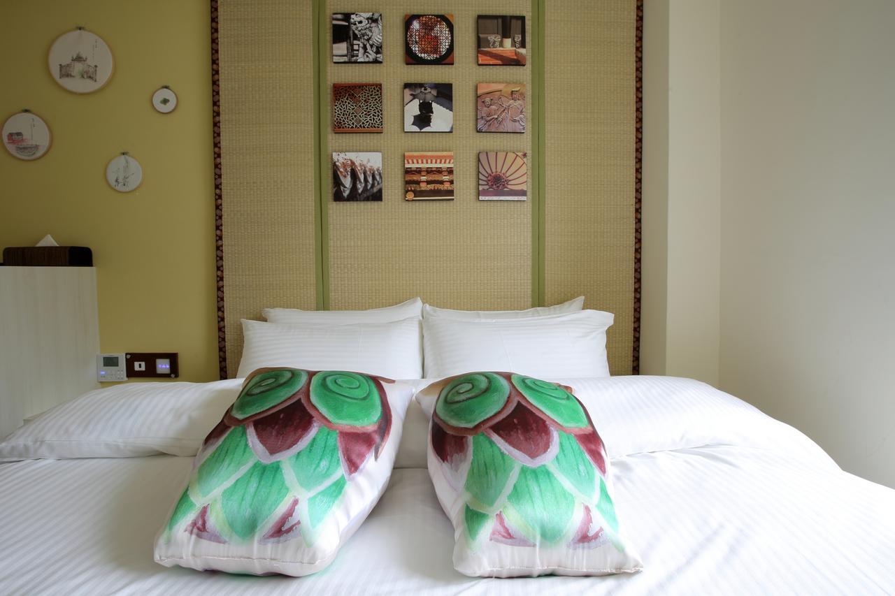 Hotel We Have Story à Taichung Extérieur photo