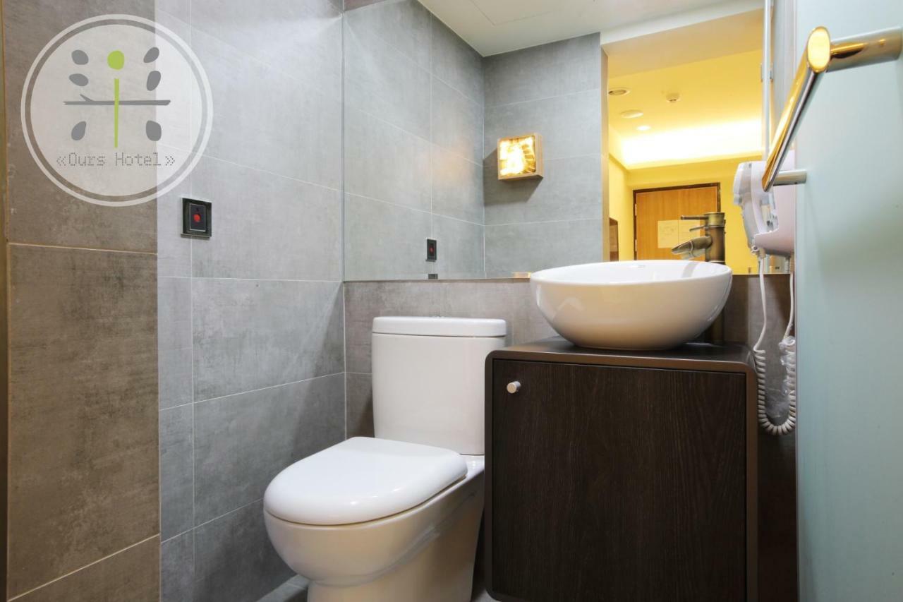 Hotel We Have Story à Taichung Extérieur photo